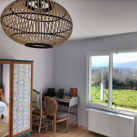 Agréable chambre meublée, vue sur la vallée de l'Auxois Villy-en-Auxois Exterior foto
